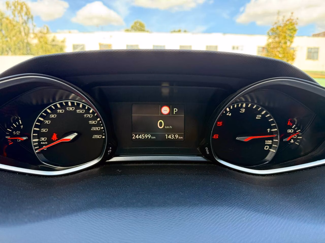 Peugeot 308 фото 25