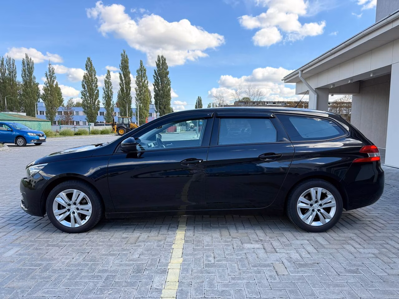 Peugeot 308 фото 3