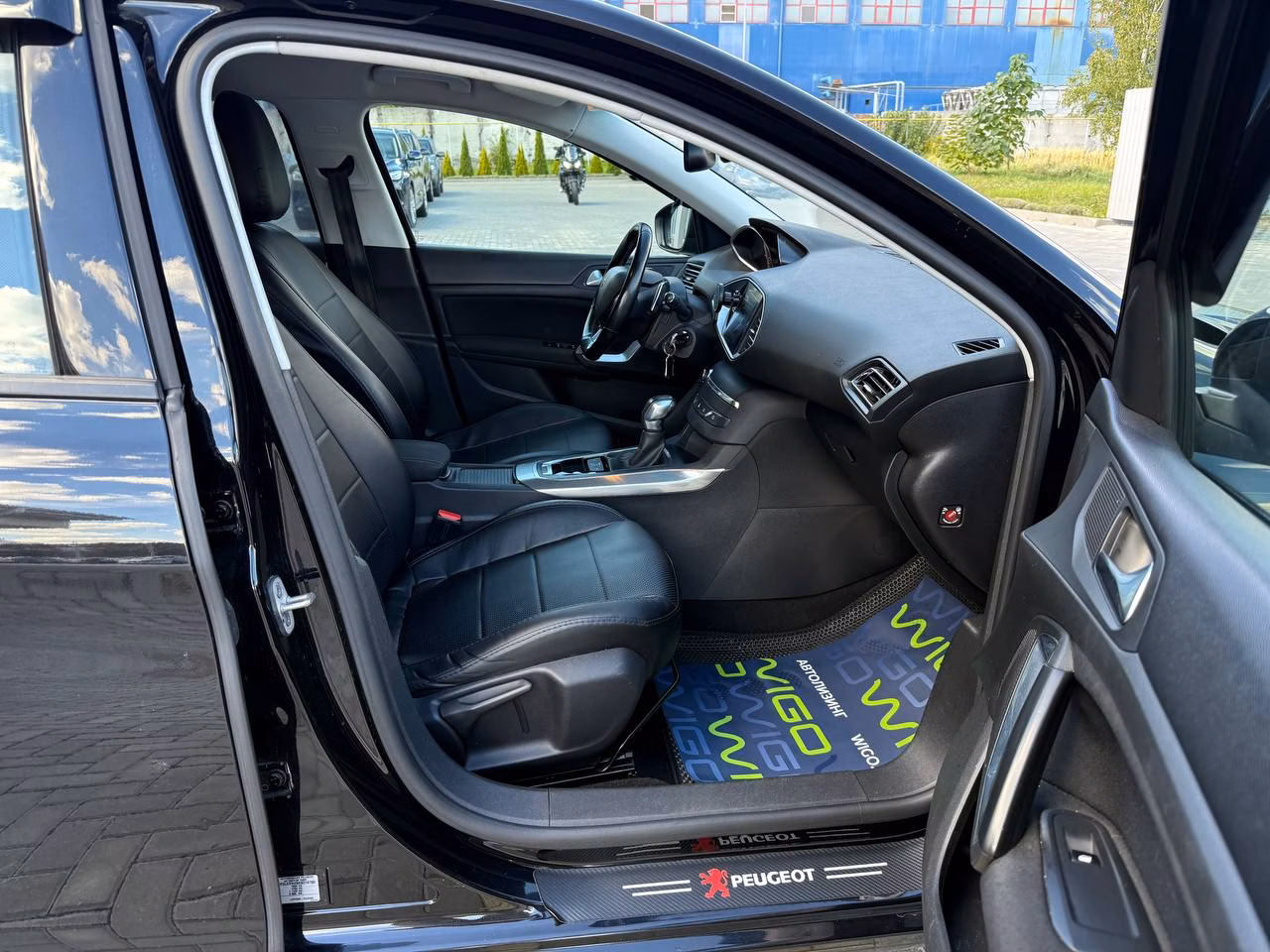 Peugeot 308 фото 18