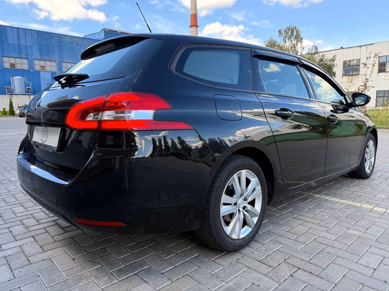 Peugeot 308 фото 8