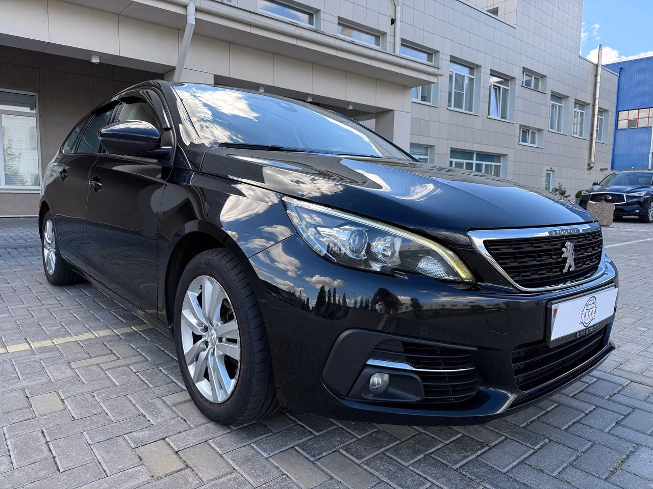 Peugeot 308 фото 11