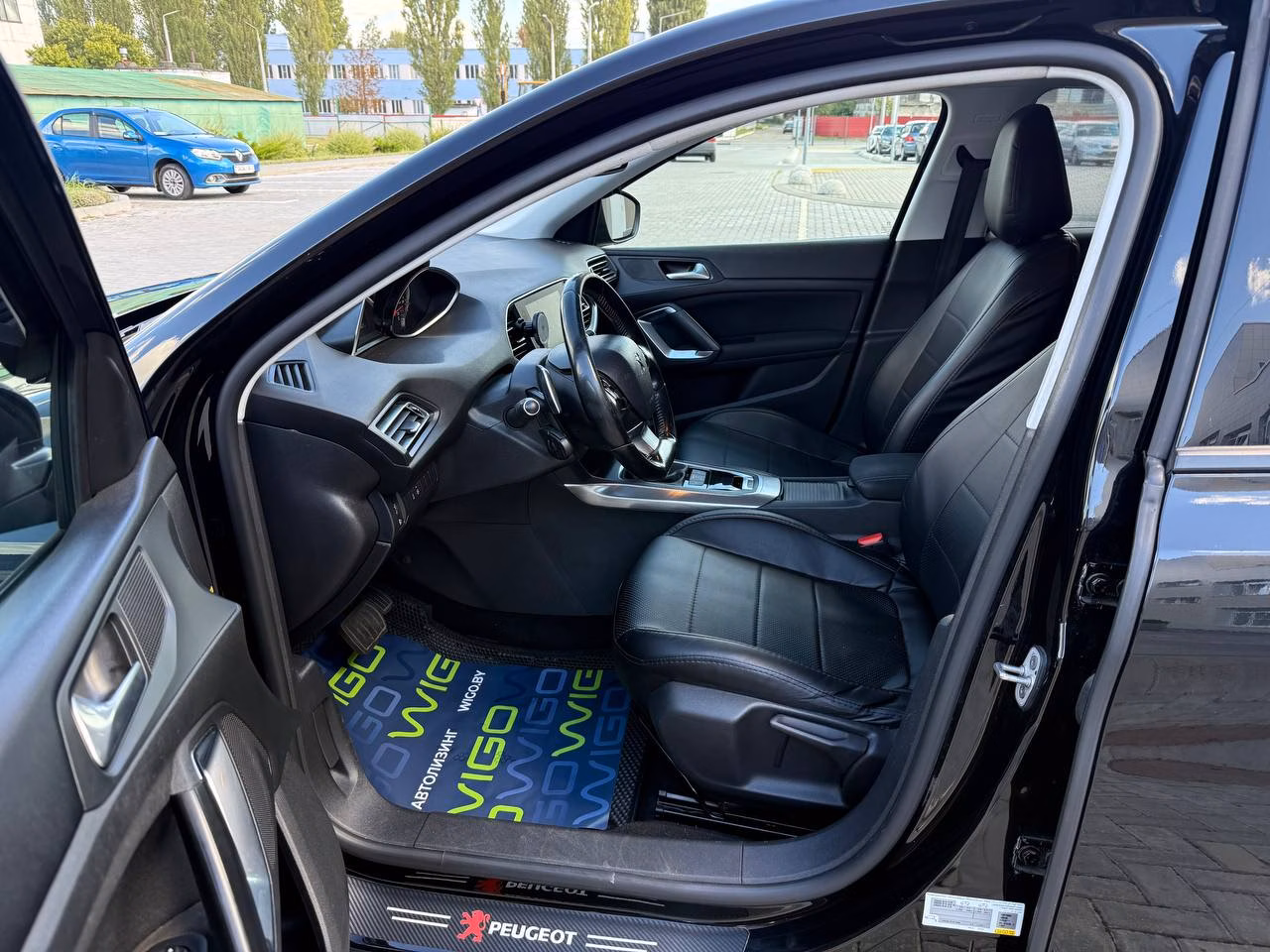 Peugeot 308 фото 14