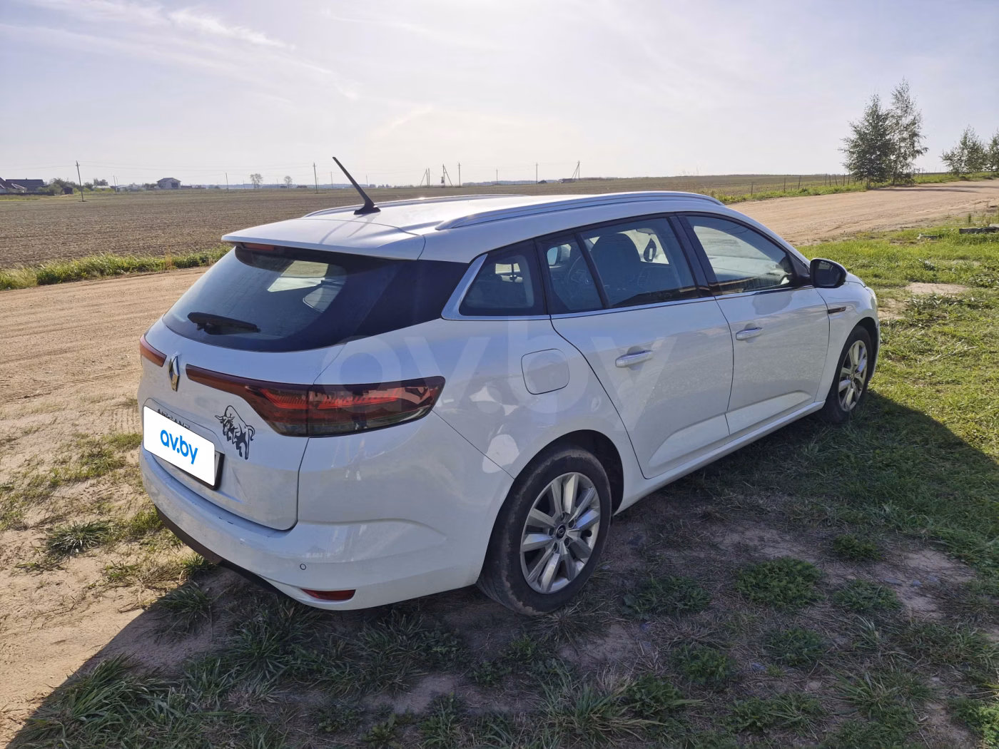 Renault Megane фото 5