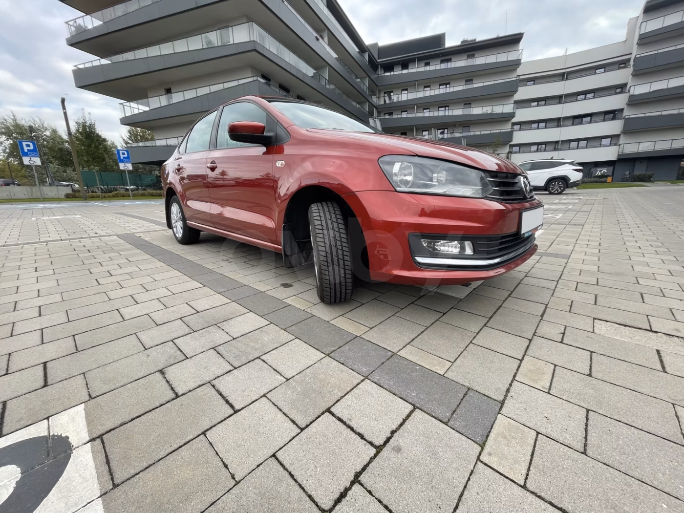 Volkswagen Polo Sedan фото 15