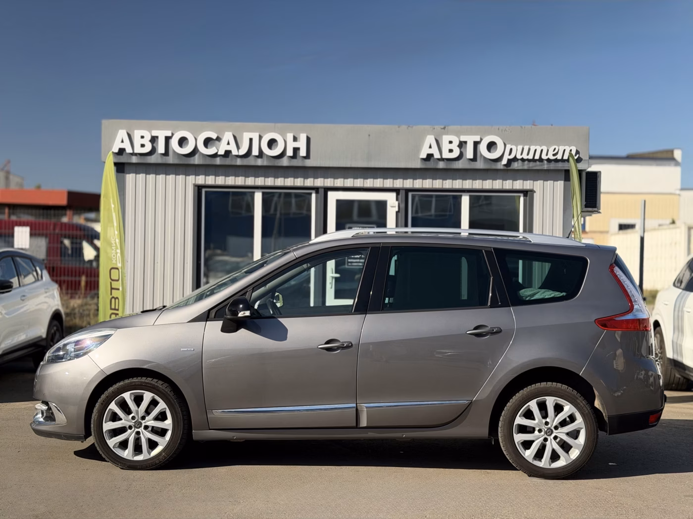 Renault Grand Scenic фото 10