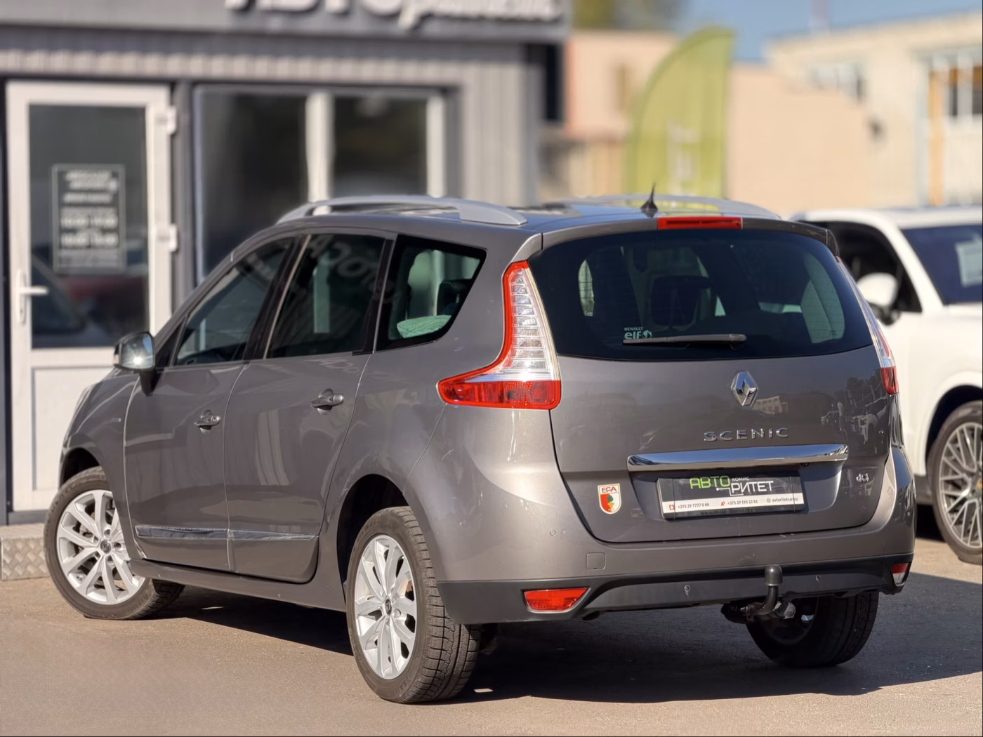 Renault Grand Scenic фото 9