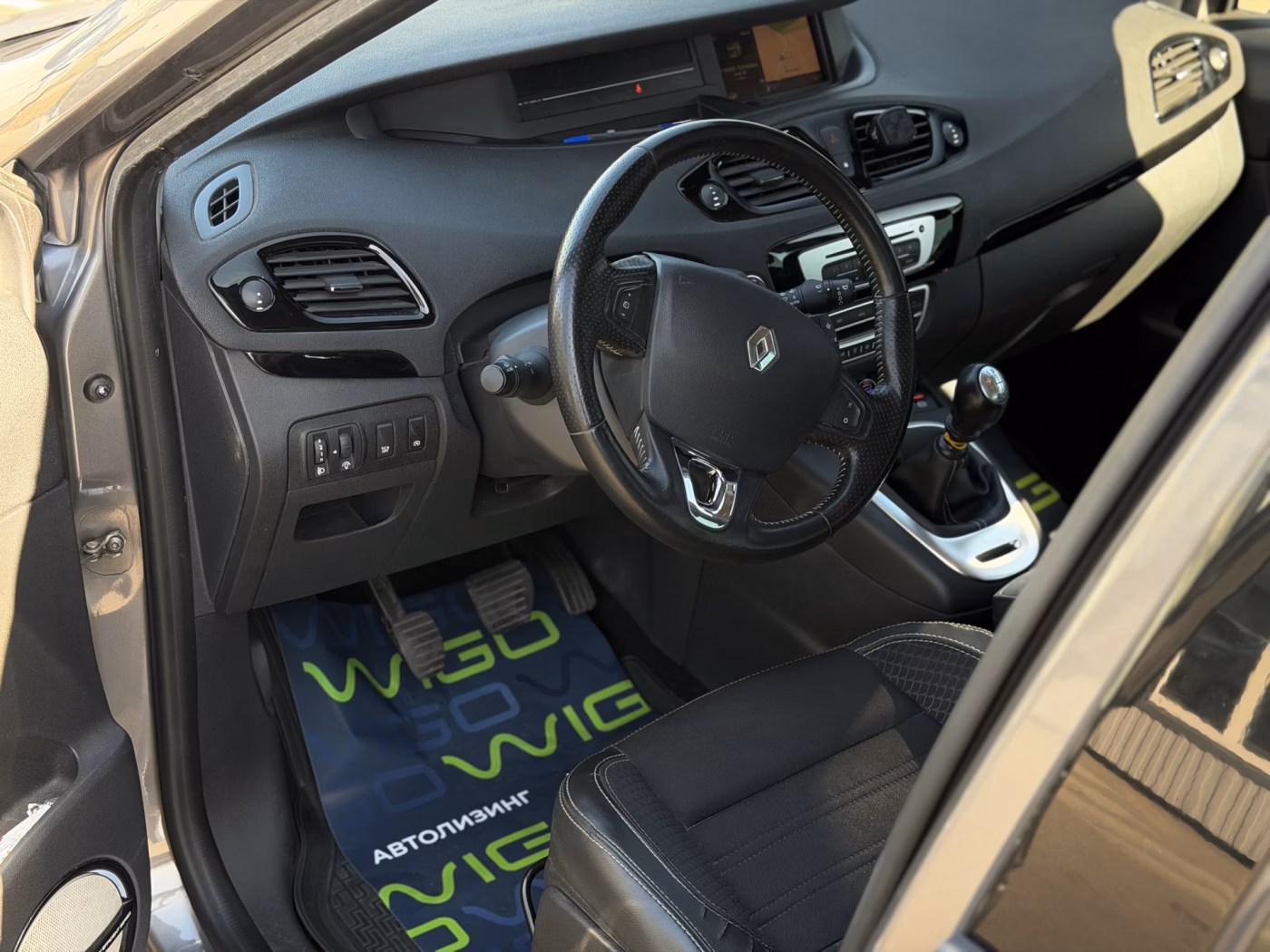 Renault Grand Scenic фото 13