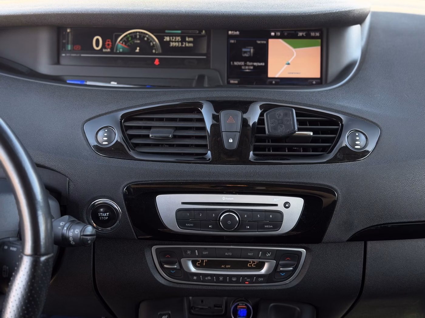 Renault Grand Scenic фото 20