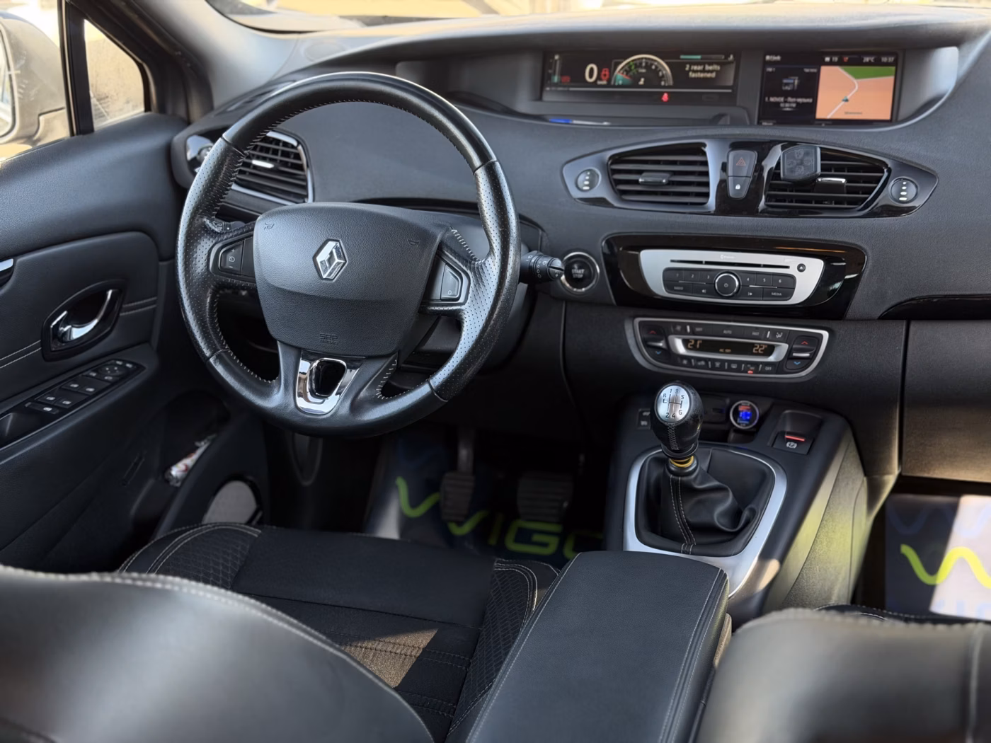 Renault Grand Scenic фото 24
