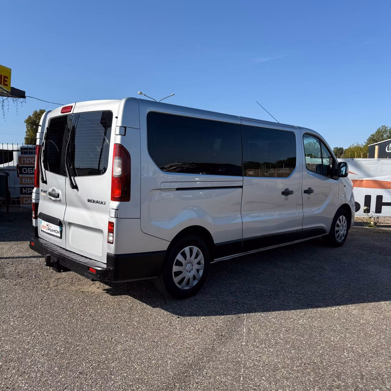 Renault Trafic фото 4