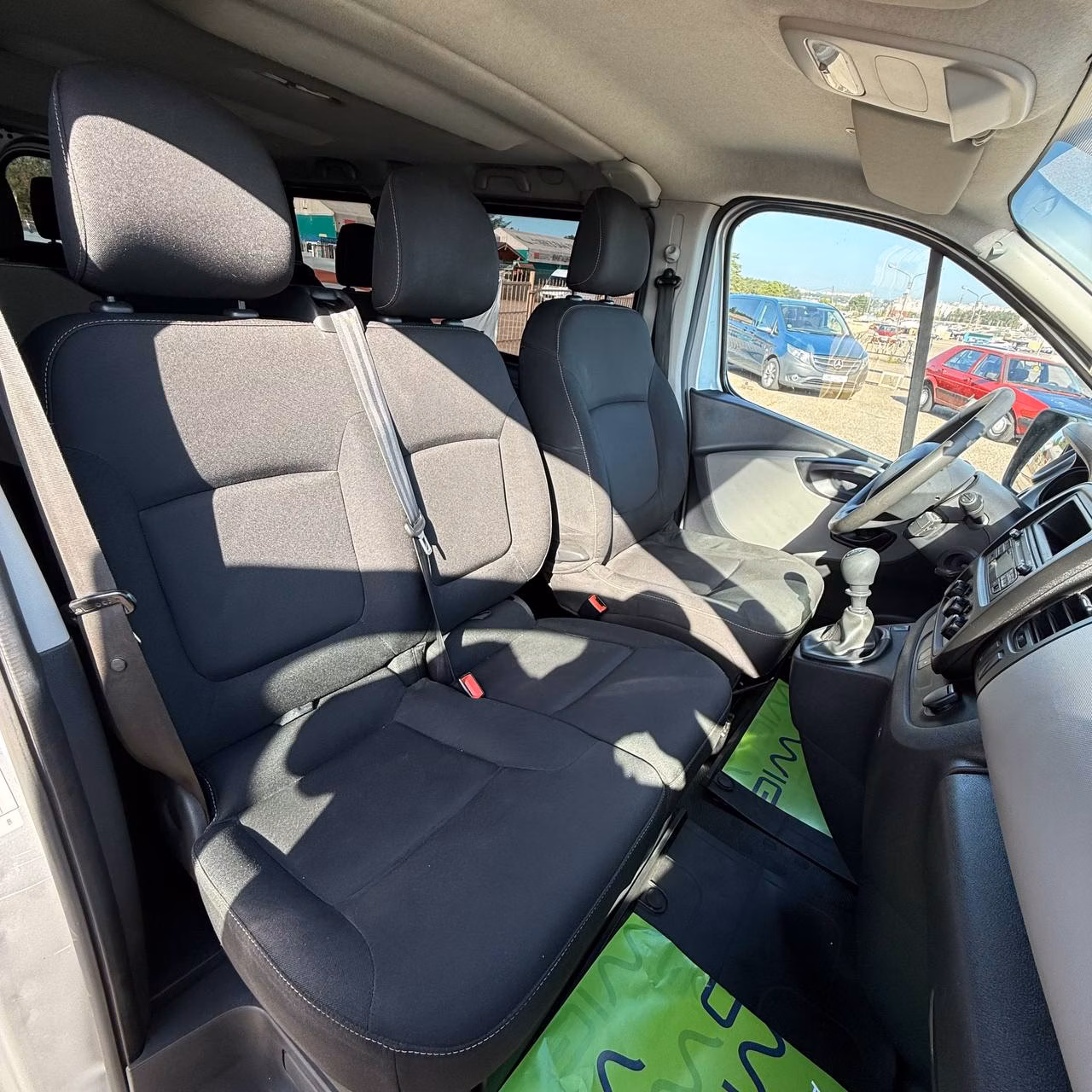 Renault Trafic фото 11