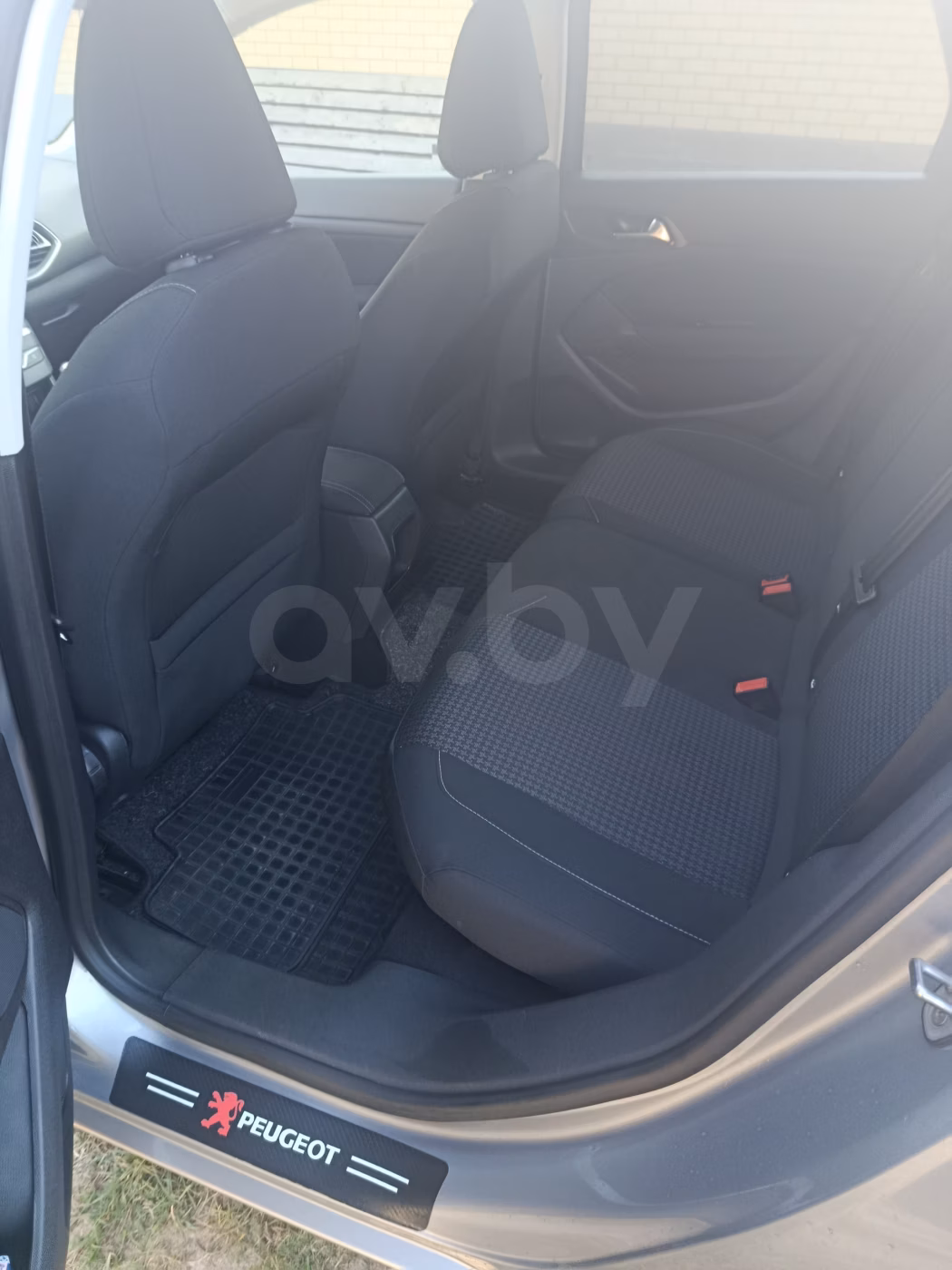 Peugeot 308 фото 16