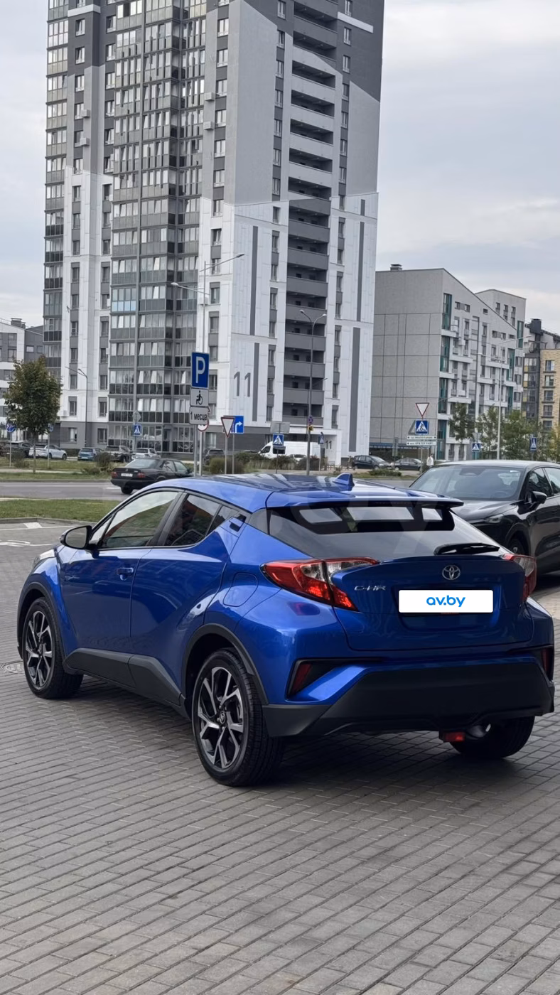 Toyota C-HR фото 7