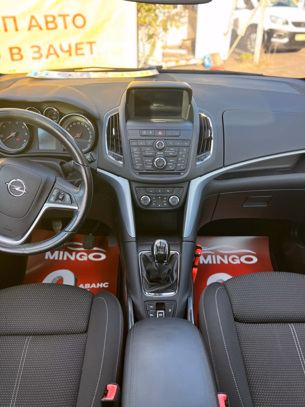 Opel Zafira фото 12