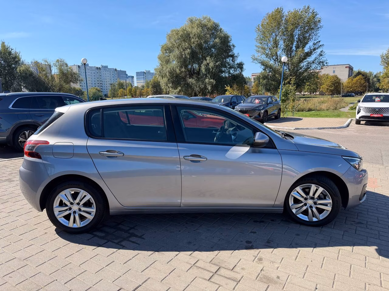 Peugeot 308 фото 3