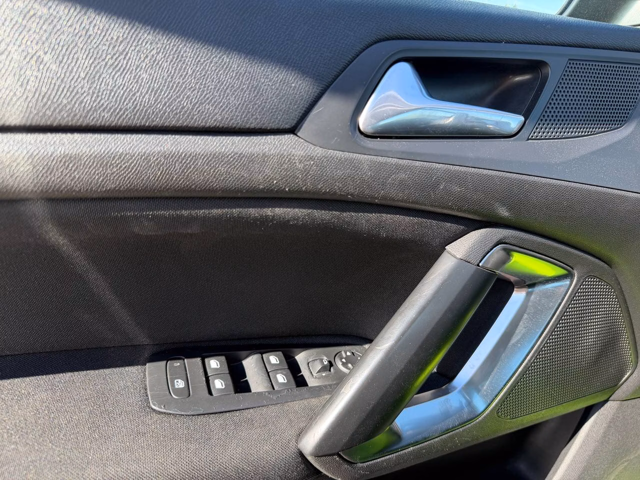 Peugeot 308 фото 15