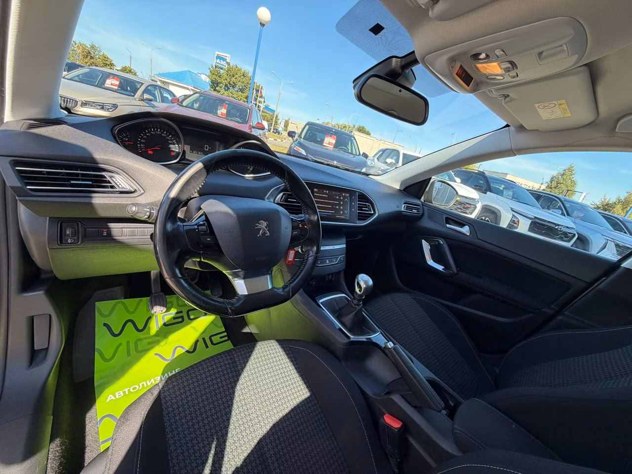 Peugeot 308 фото 16