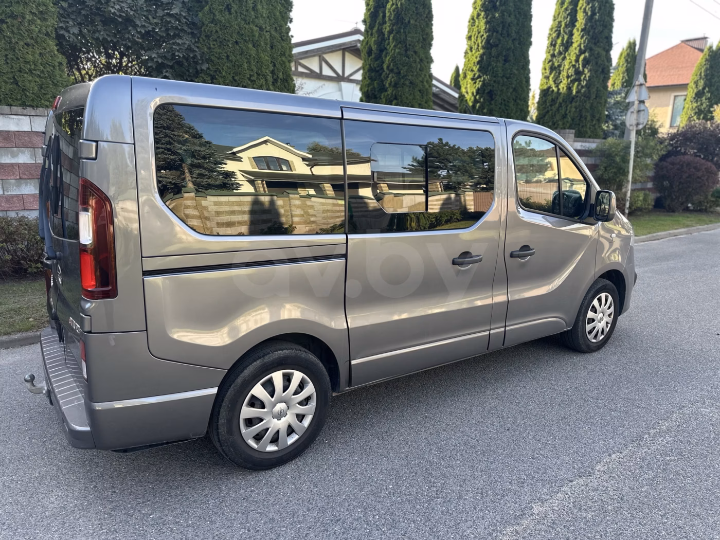 Opel Vivaro фото 17