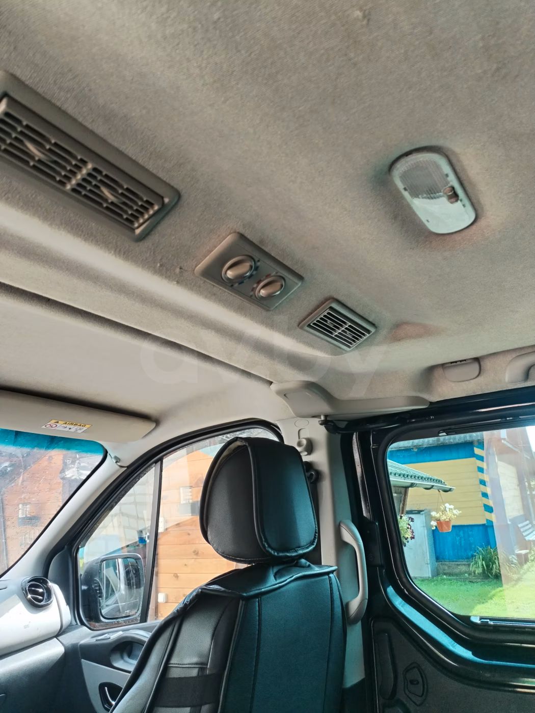 Renault Trafic фото 9