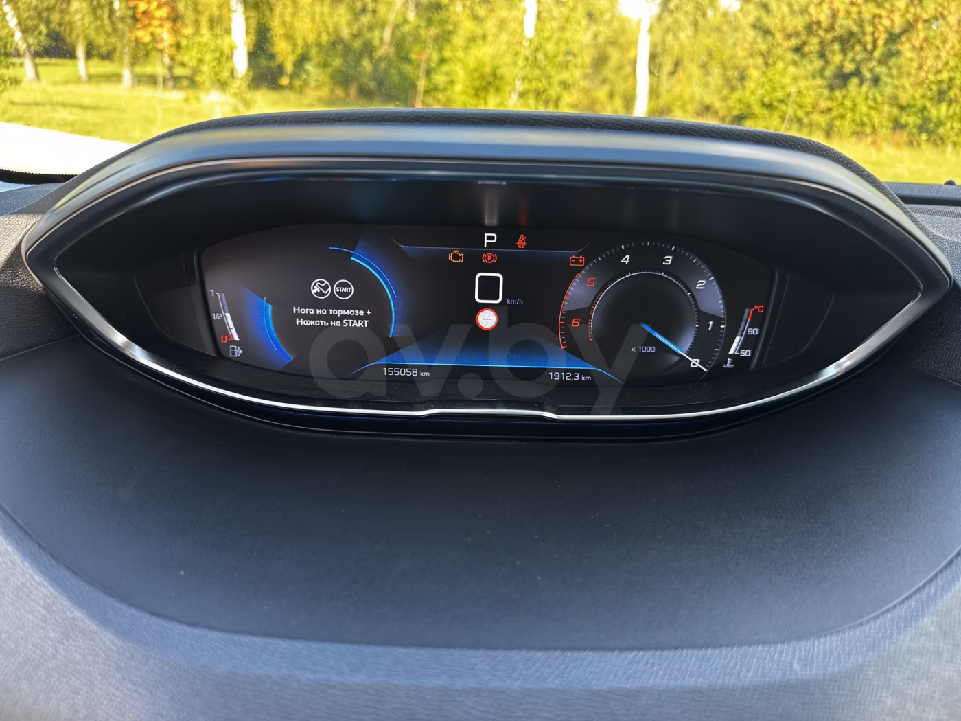 Peugeot 5008 фото 12
