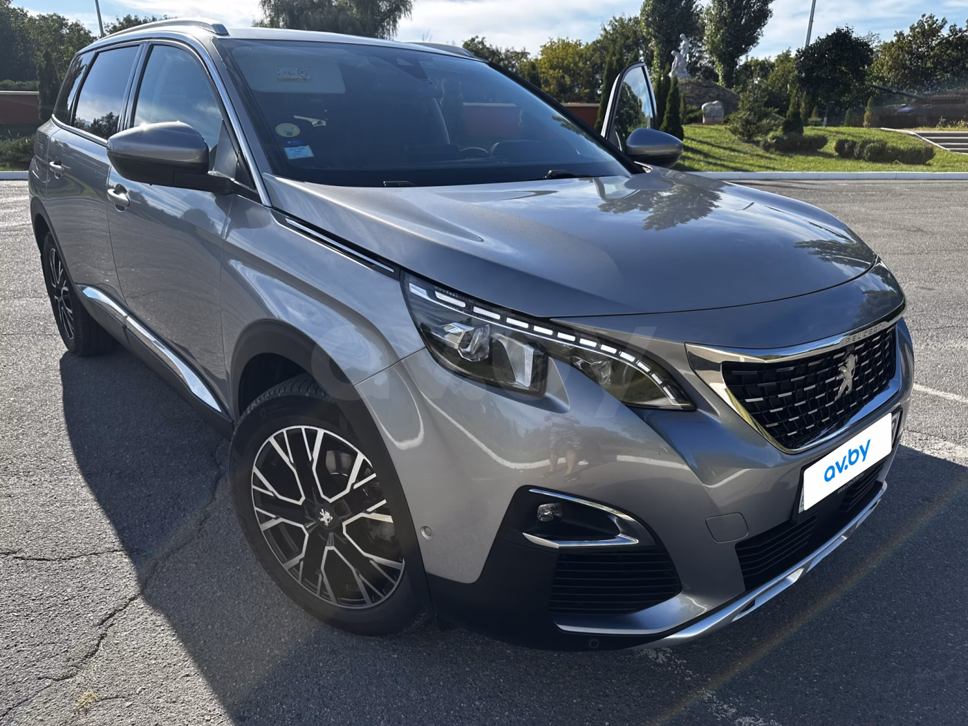 Peugeot 5008 фото 6