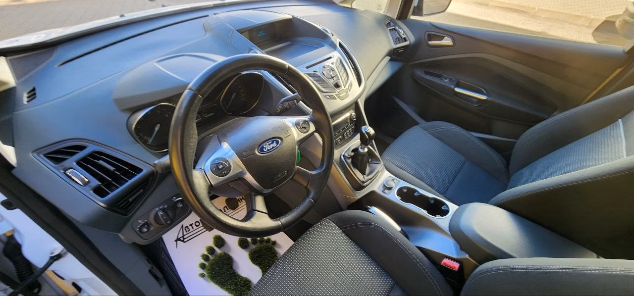 Ford C-MAX фото 12