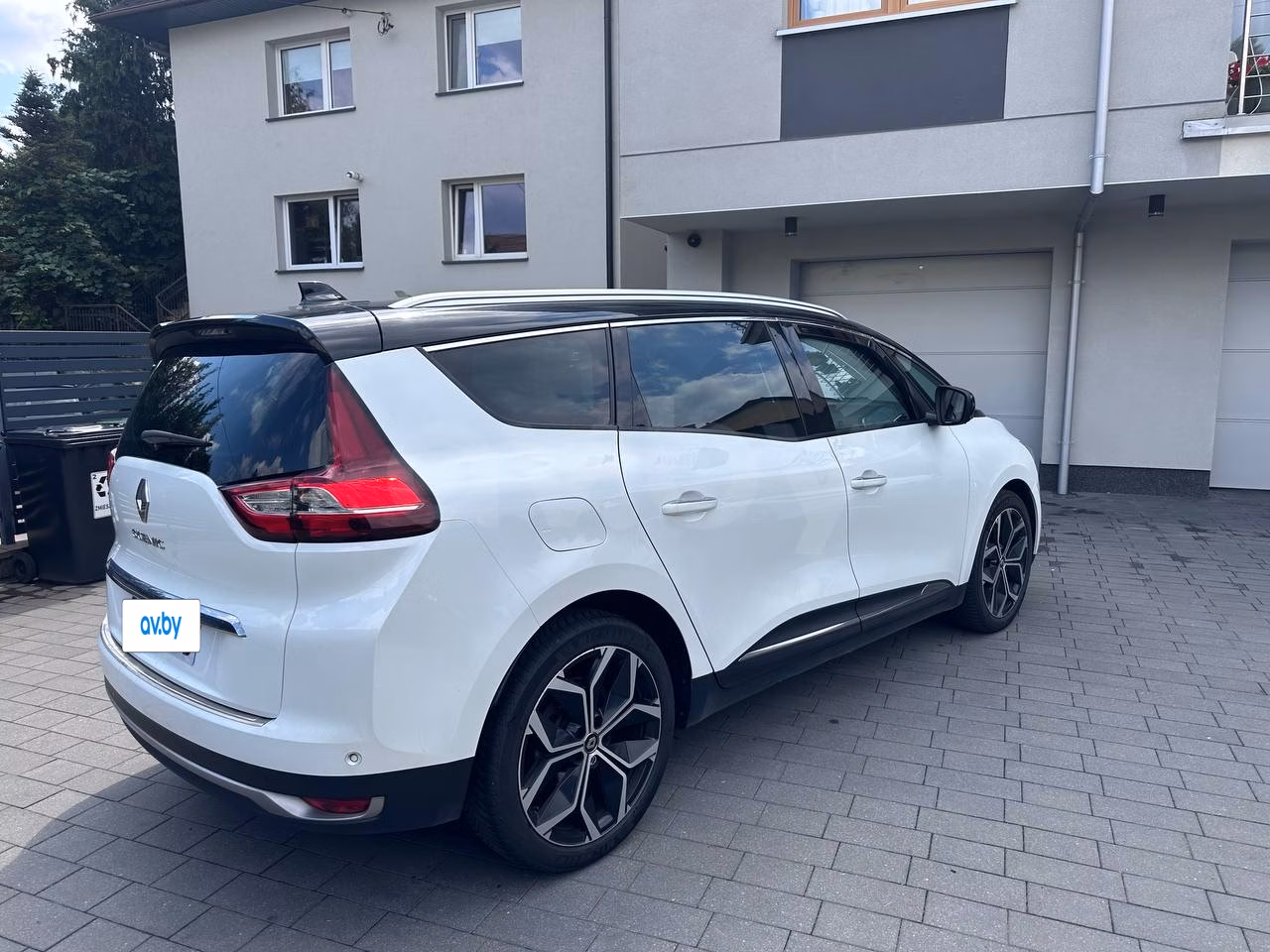Renault Grand Scenic фото 6