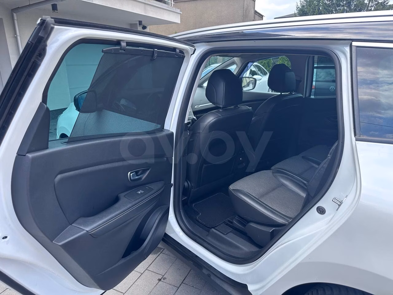 Renault Grand Scenic фото 15
