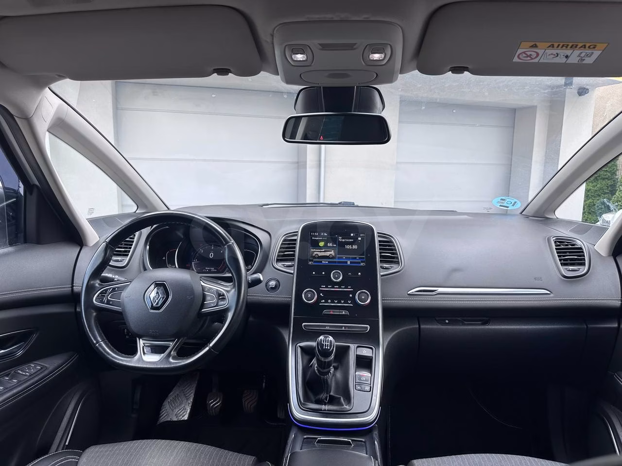 Renault Grand Scenic фото 11