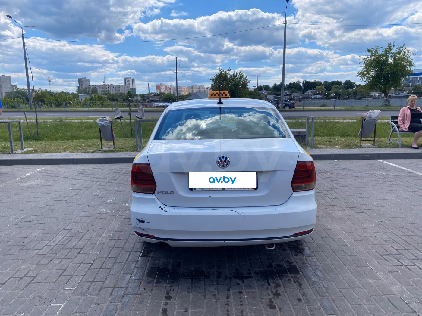 Volkswagen Polo Sedan фото 4