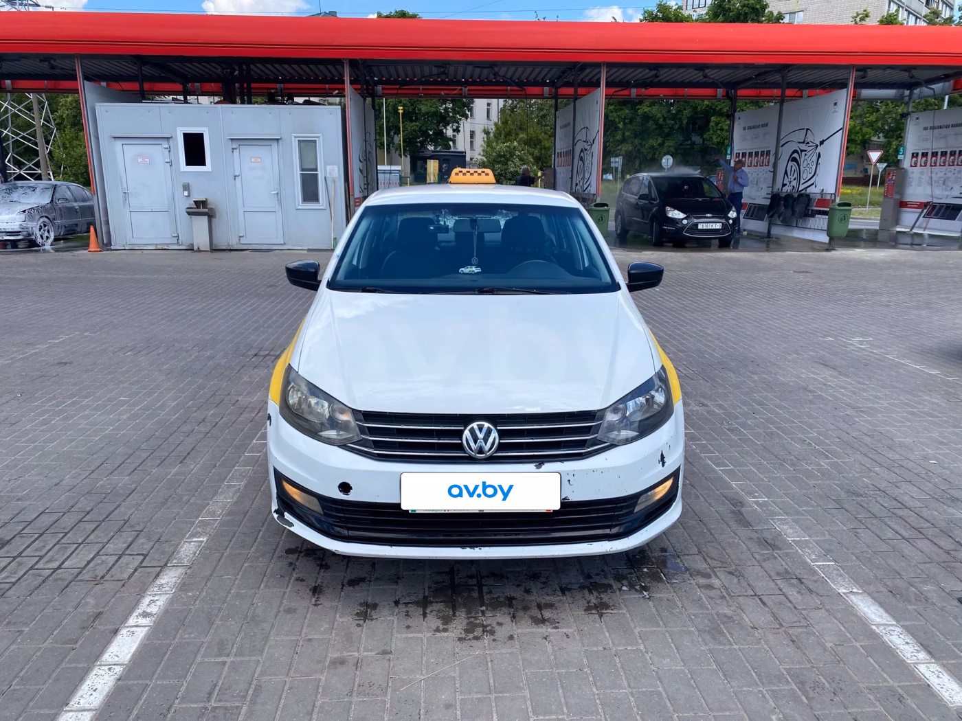 Volkswagen Polo Sedan фото 5