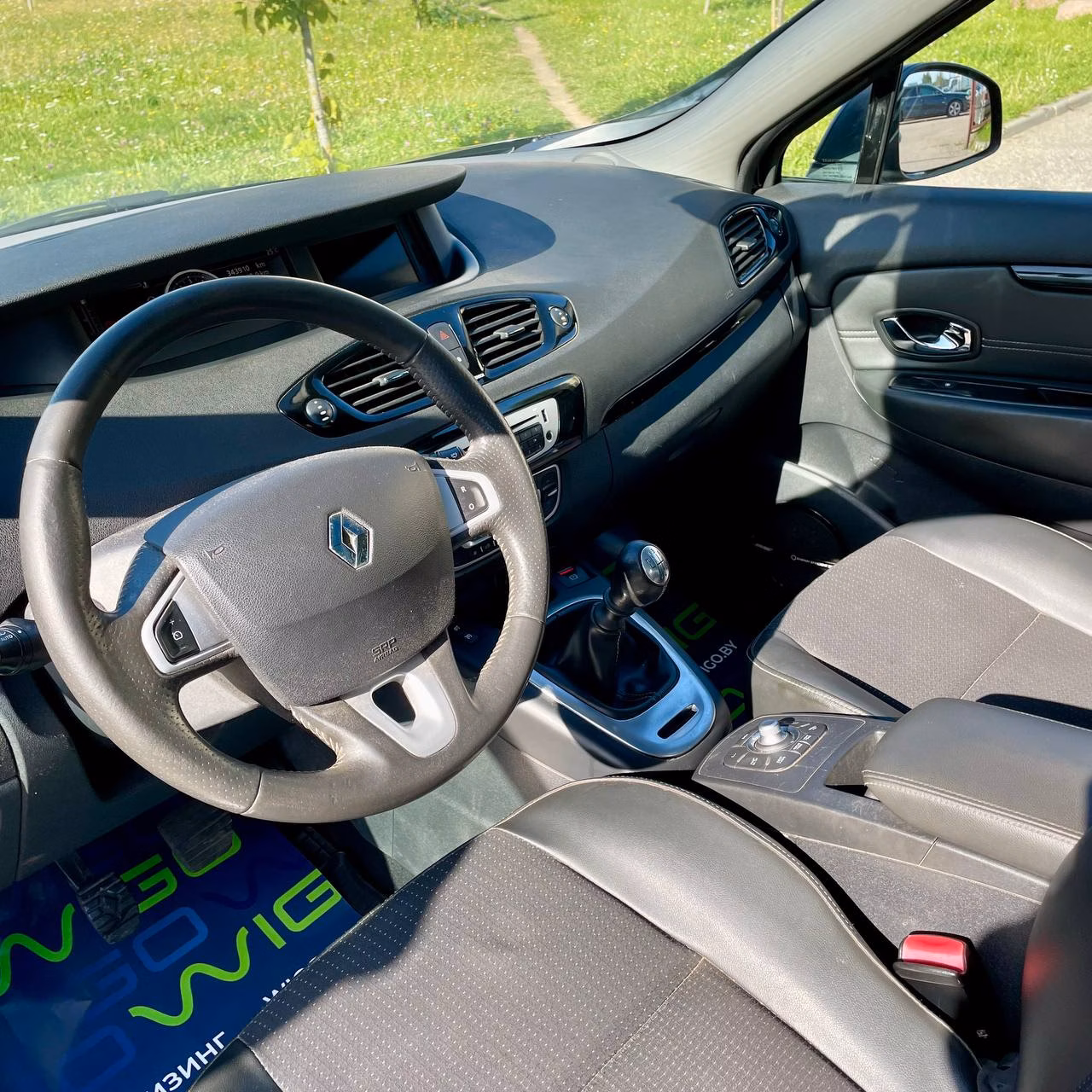 Renault Grand Scenic фото 7