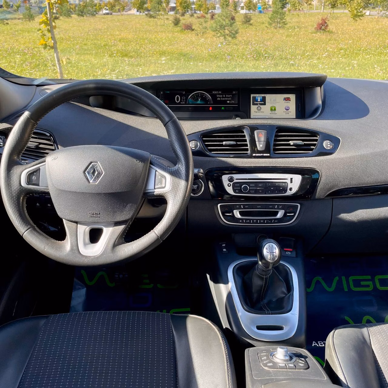 Renault Grand Scenic фото 11
