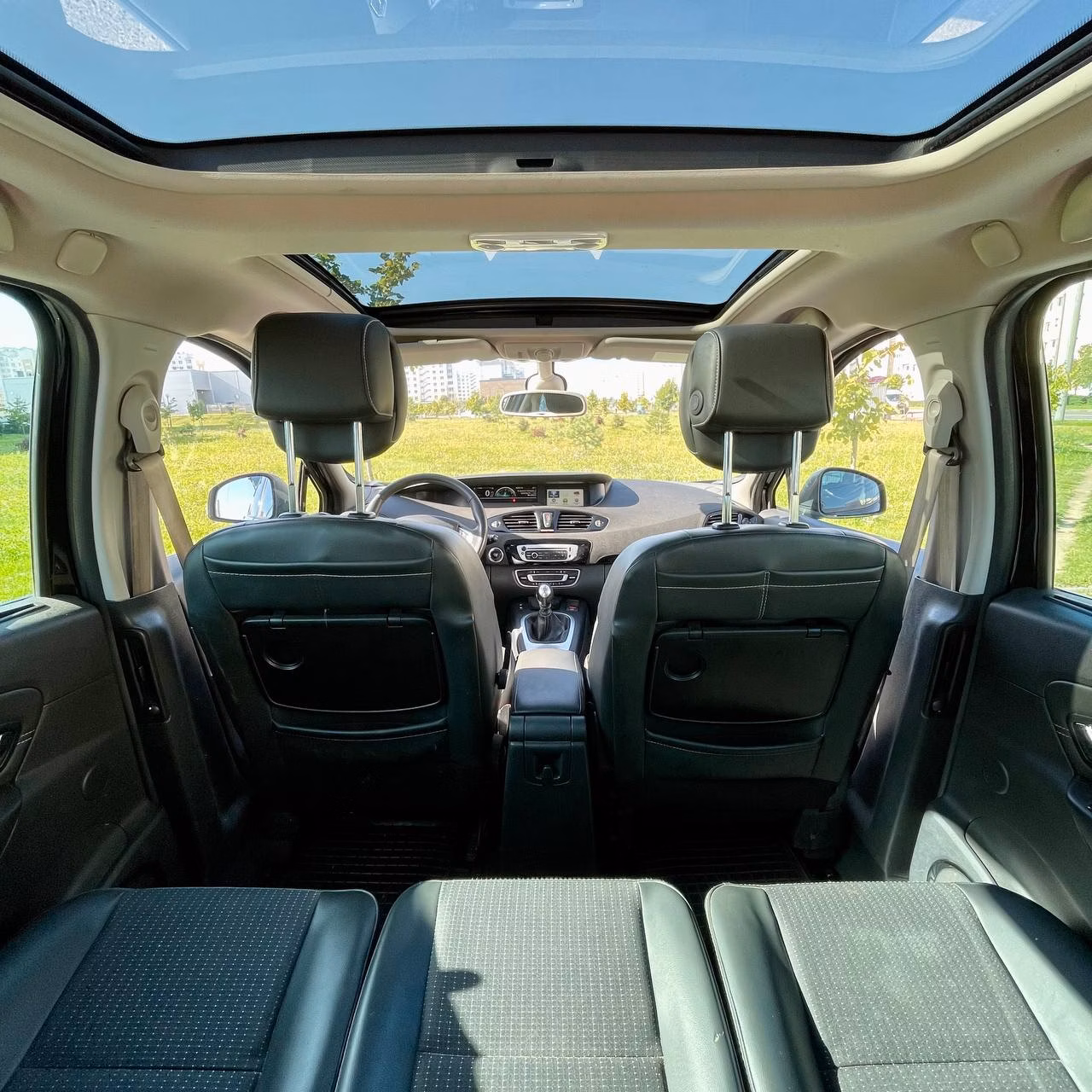 Renault Grand Scenic фото 18