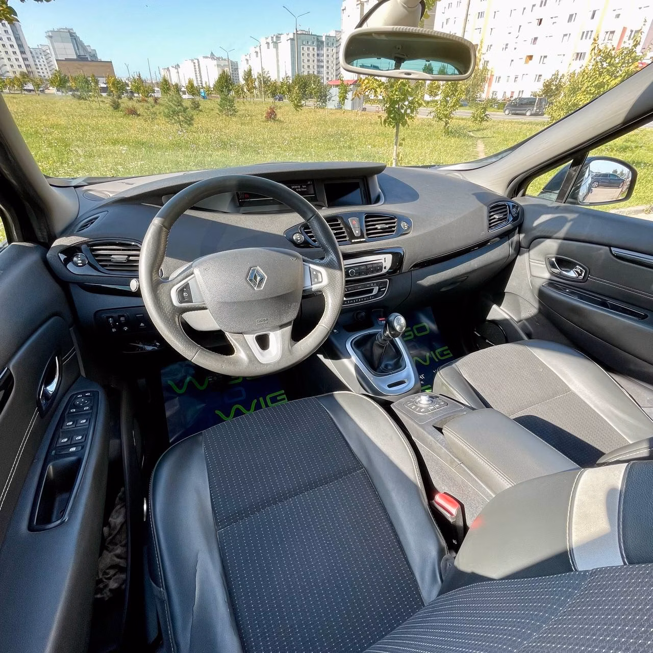 Renault Grand Scenic фото 9