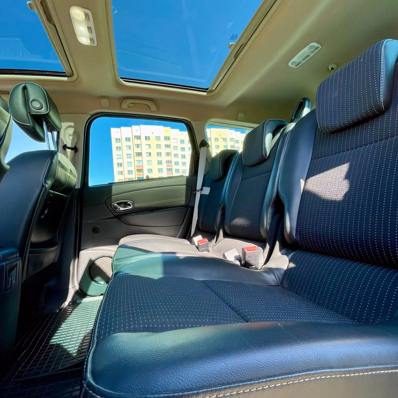 Renault Grand Scenic фото 17