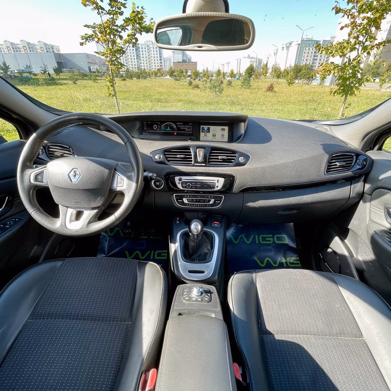 Renault Grand Scenic фото 15