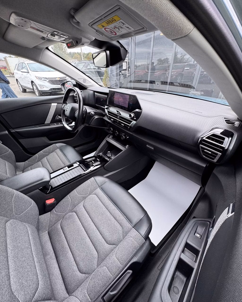 Citroen C4 фото 13