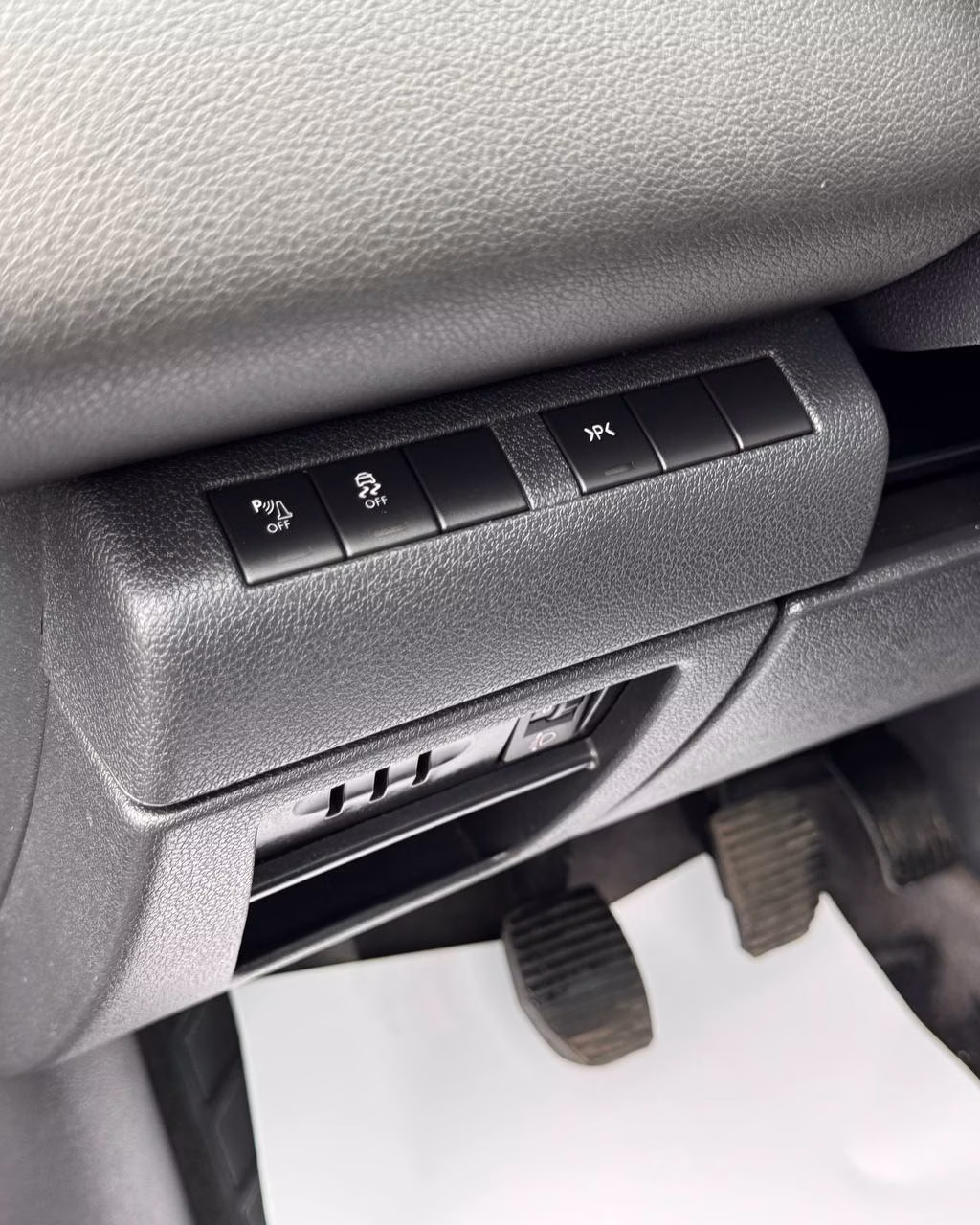 Peugeot 5008 фото 16