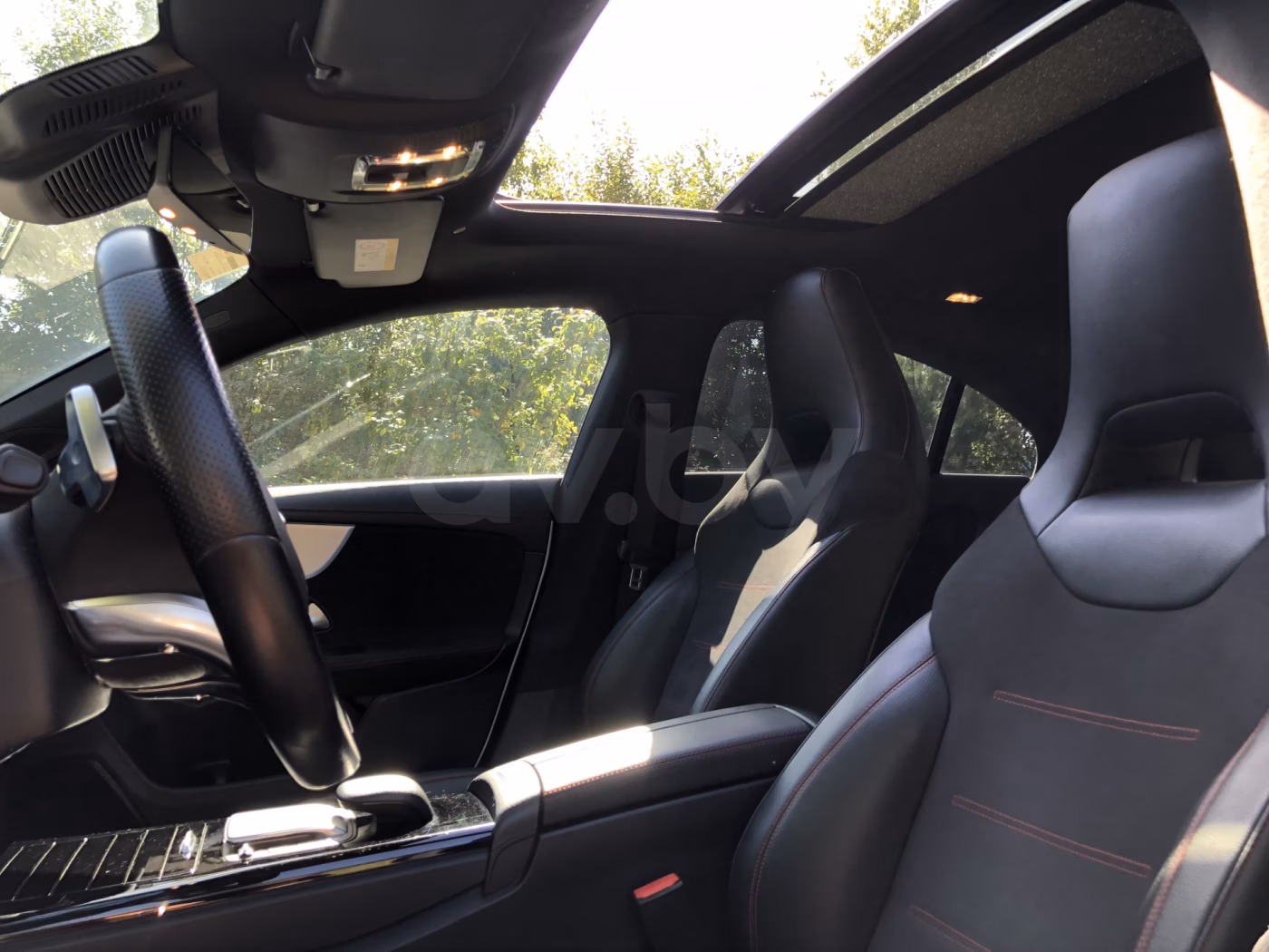 Mercedes-Benz CLA фото 14