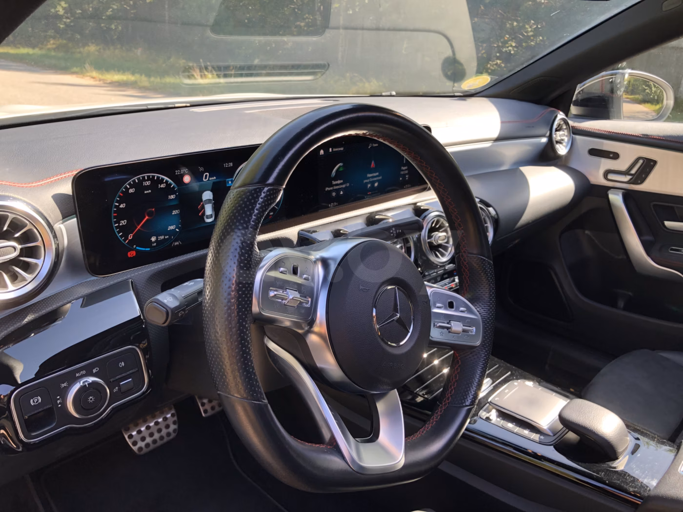 Mercedes-Benz CLA фото 15