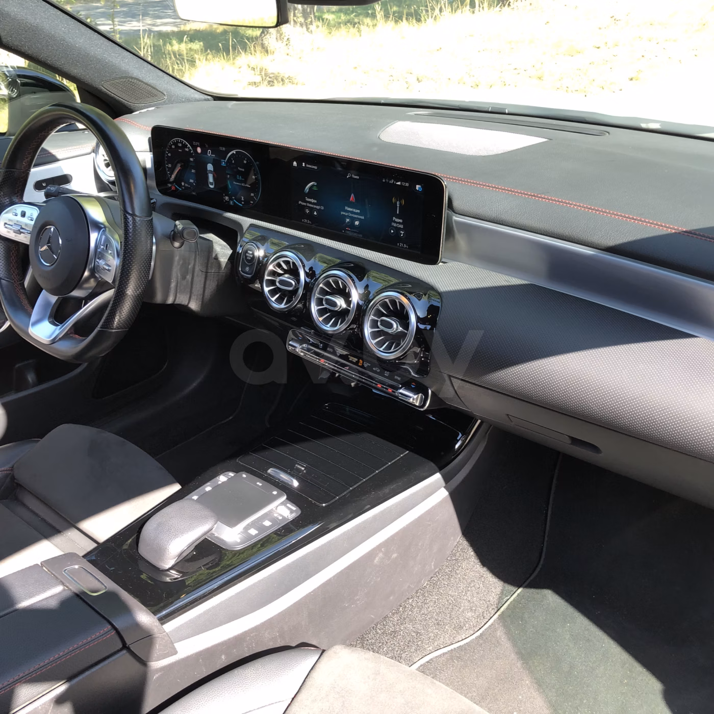Mercedes-Benz CLA фото 19