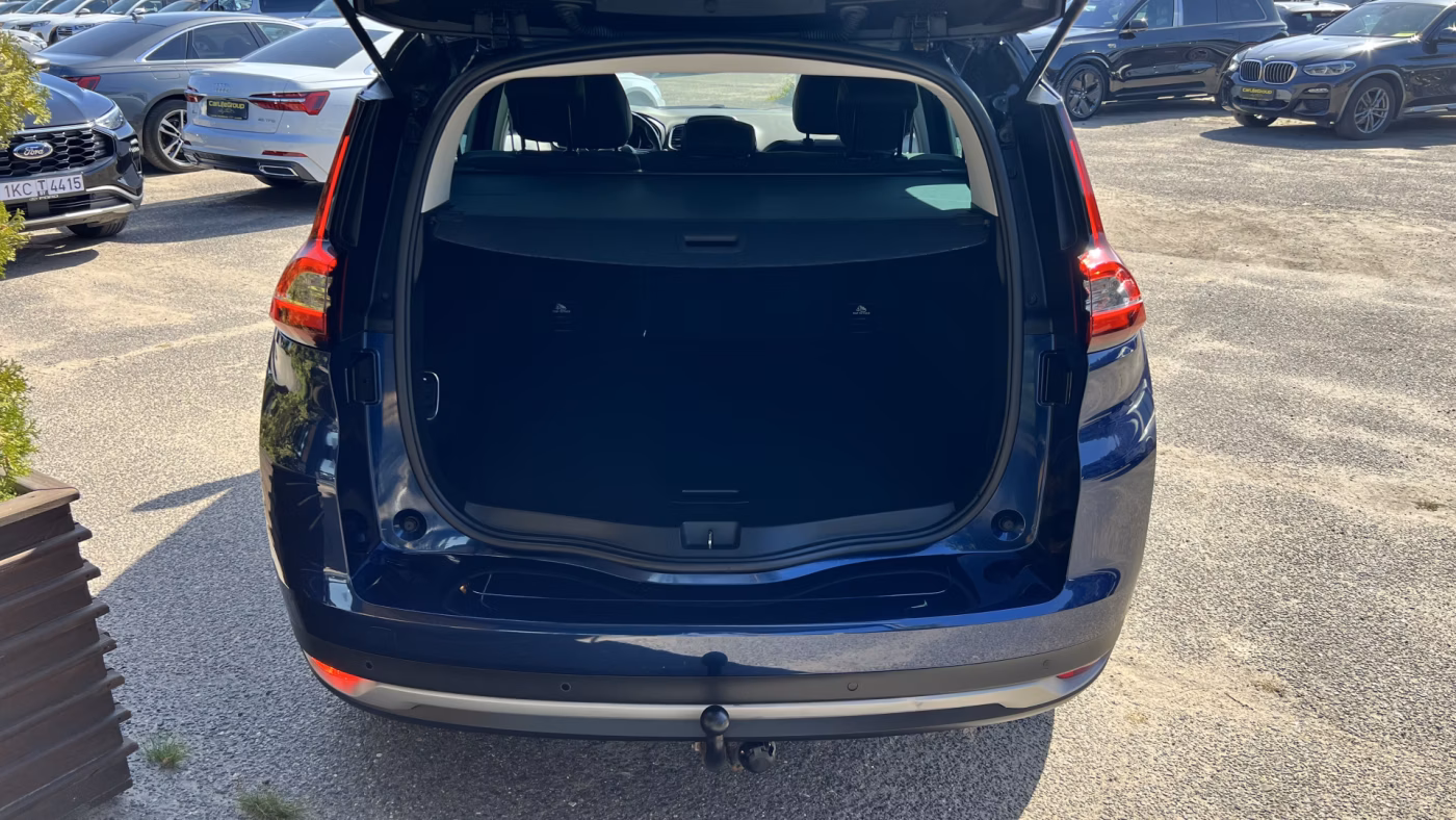 Renault Grand Scenic фото 10