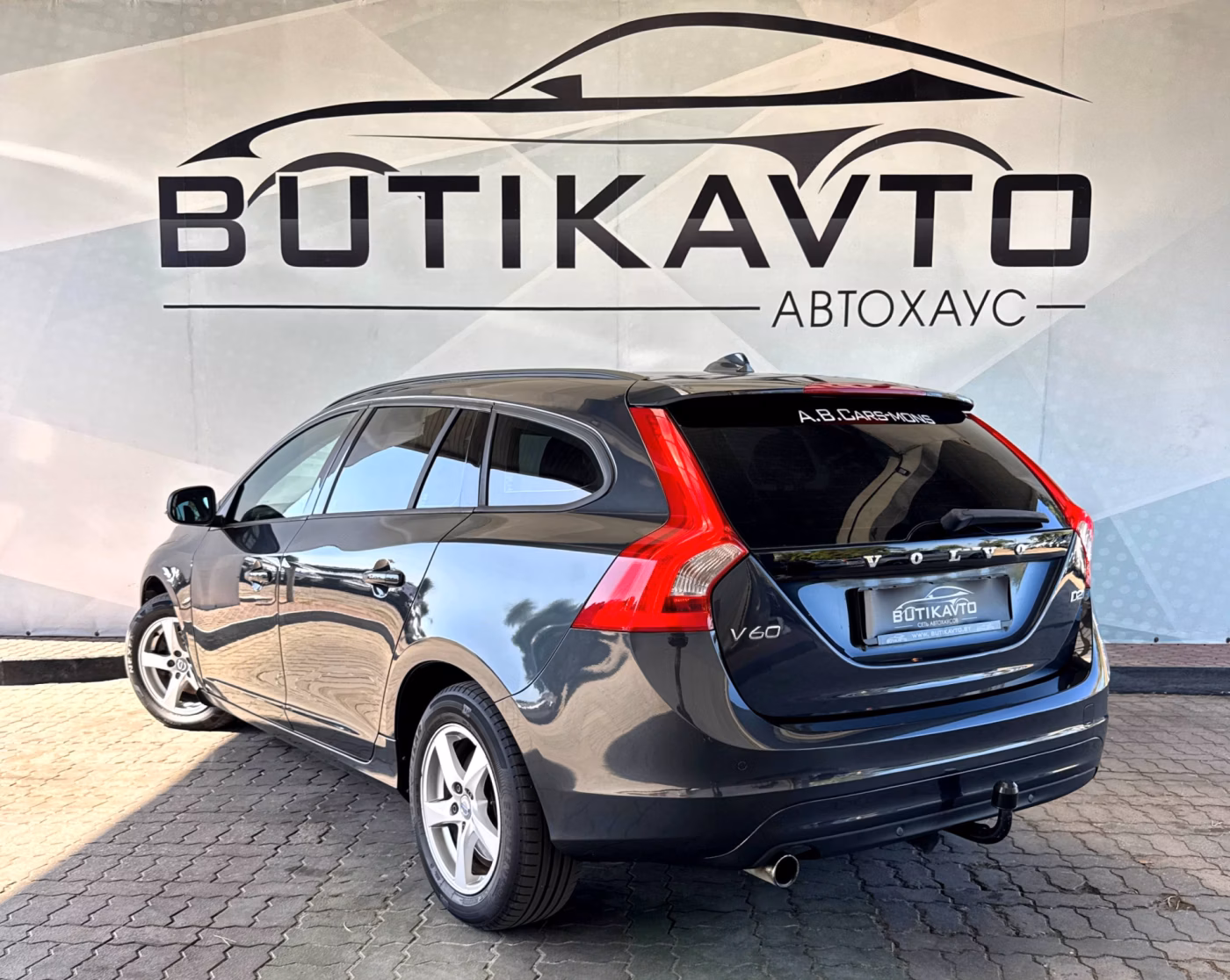 Volvo V60 фото 5