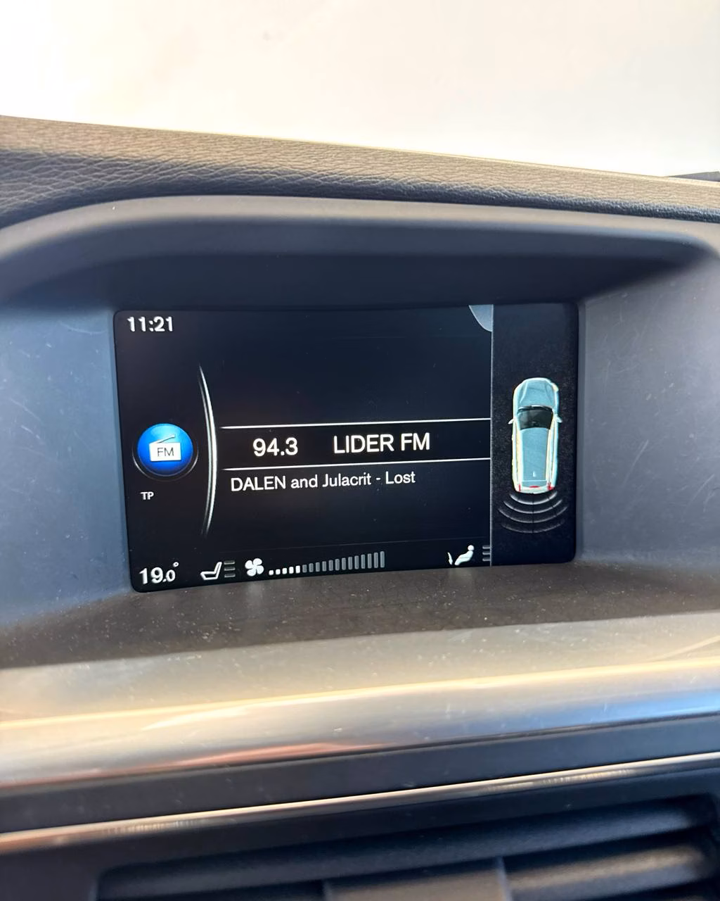 Volvo V60 фото 11