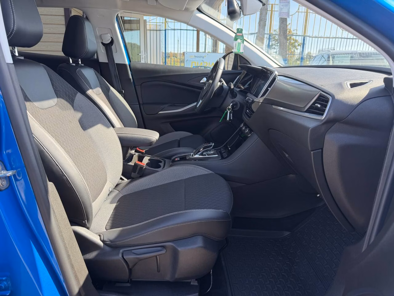Opel Grandland X фото 16