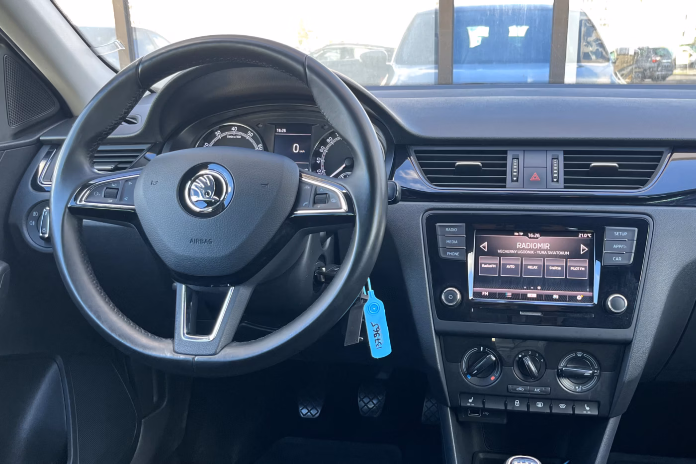Skoda Rapid фото 10