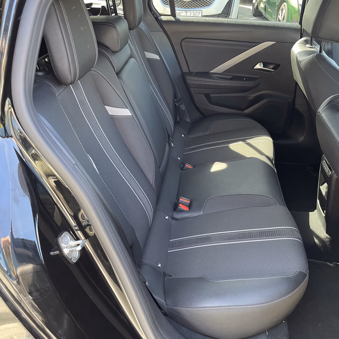 Opel Astra фото 25