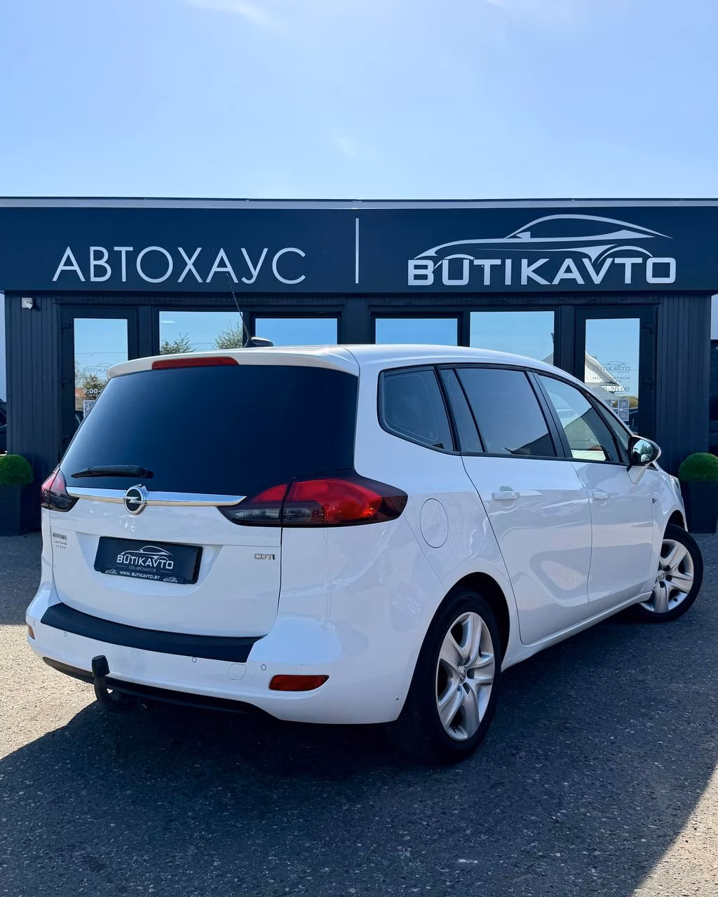 Opel Zafira фото 7