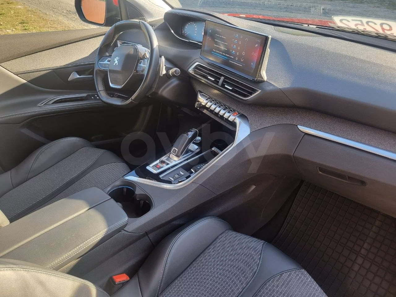 Peugeot 5008 фото 14